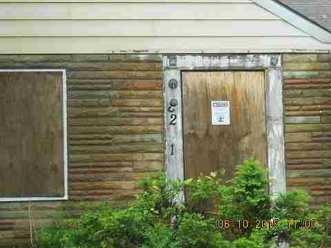 8211 Greenview_m.jpg